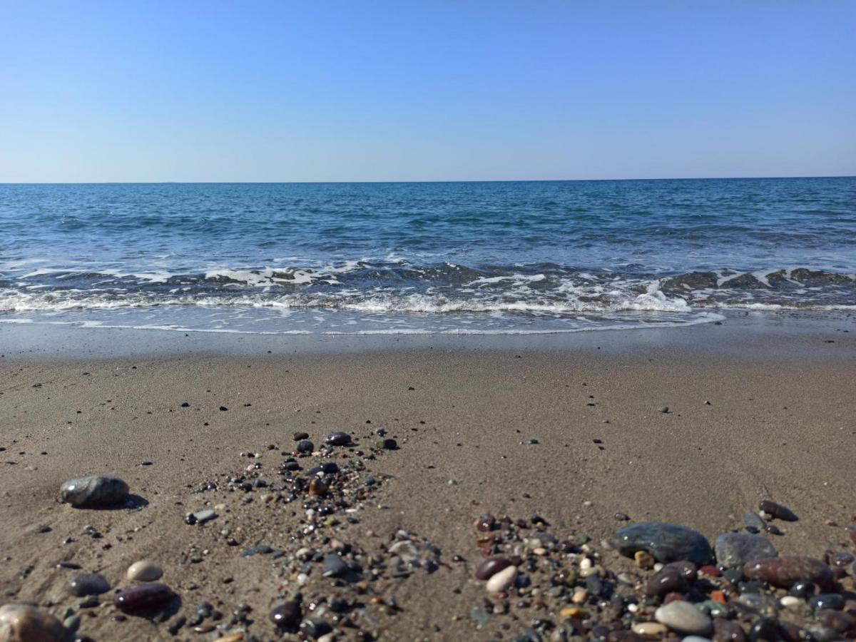 Hatzidakis Beach Retreat Ierápetra Esterno foto